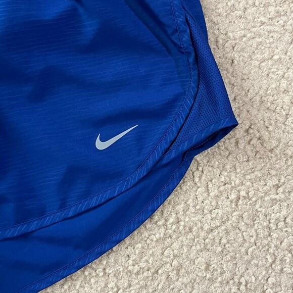 Nike Womens Modern Tempo Embossed Running Shorts Blue Size Medium - Picture 2 of 8